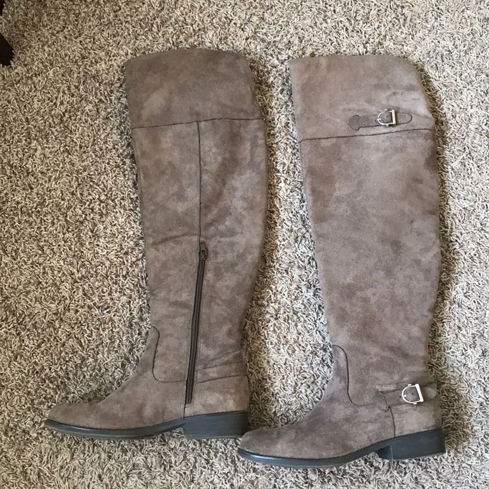 Tarnish gray over the knee boots